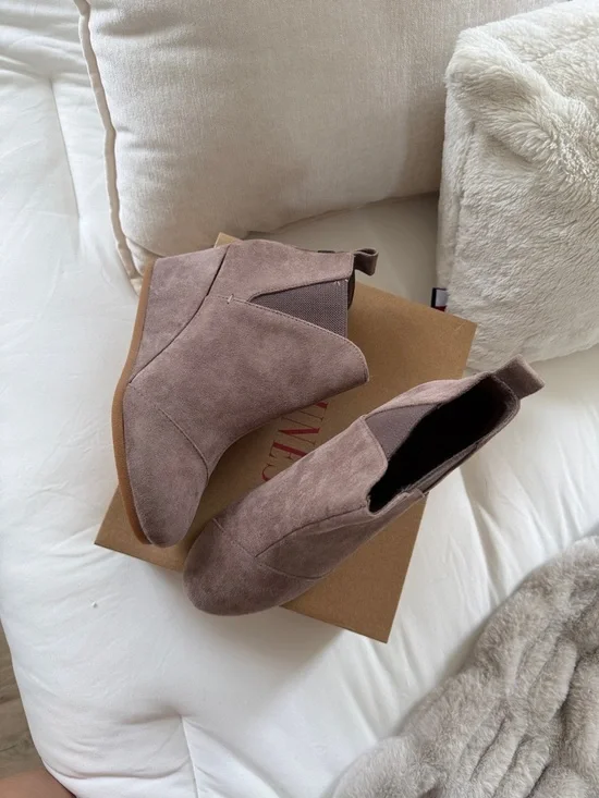 BRAND NEW DUNES Zoey Suede Women's Ankle Boots size 7 - Picture 4 of 10